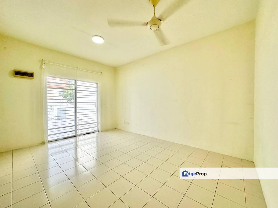 2 Storey Intermediate Taman Ukay Bistari Ampang, Selangor, Ampang