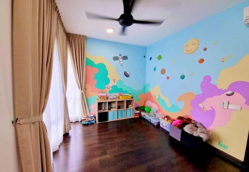 Reesia Elmina Garden