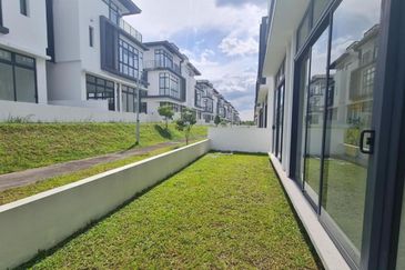 Senna Residence Presint 12