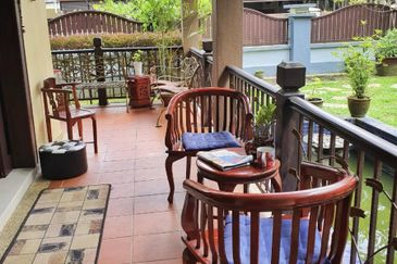 Jalan Bukit Antarabangsa 