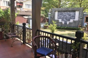 Jalan Bukit Antarabangsa 