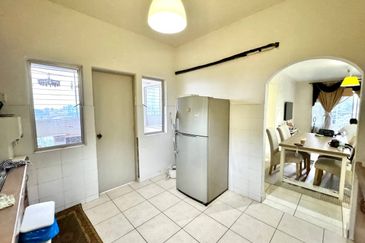 Perdana View Condominium