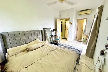 Perdana View Condominium