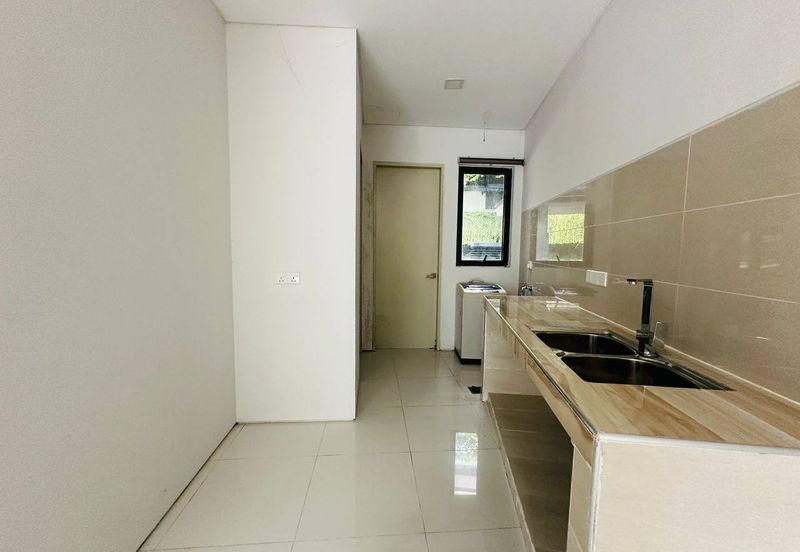 Mirage By The Lake @ Perdana Lakeview West