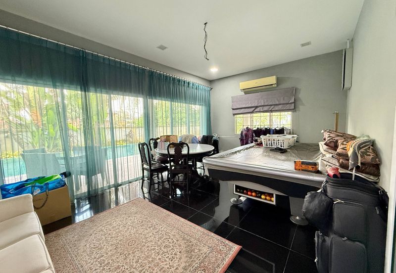 Seksyen 8, Kota Damansara