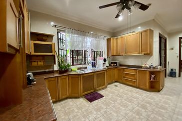 Lakeview Resort Saujana