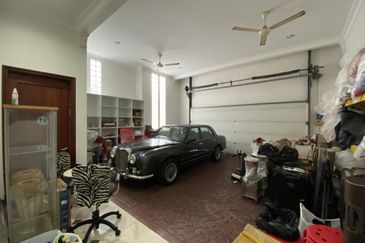 Lakeview Resort Saujana