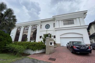 Lakeview Resort Saujana