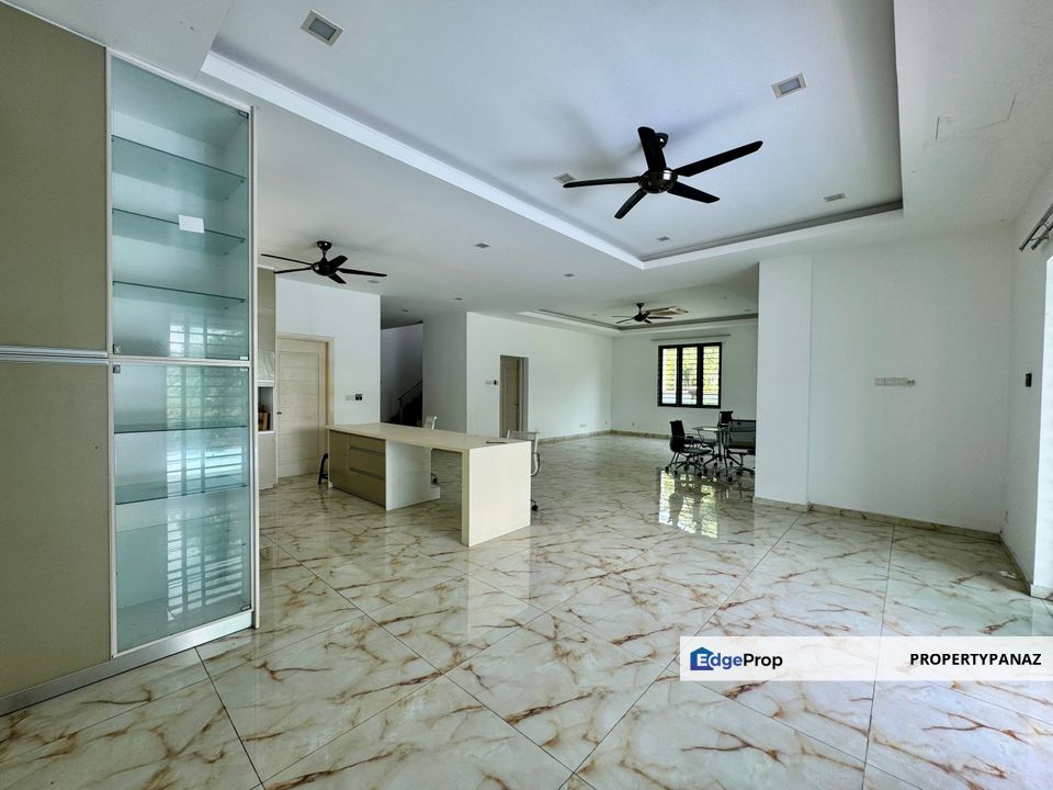 Bungalow 2.5 Storey Monterez Golf Club Seksyen U9 Shah Alam , Selangor, Shah Alam