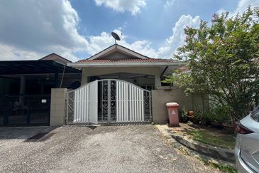 Seksyen 4, Kota Damansara