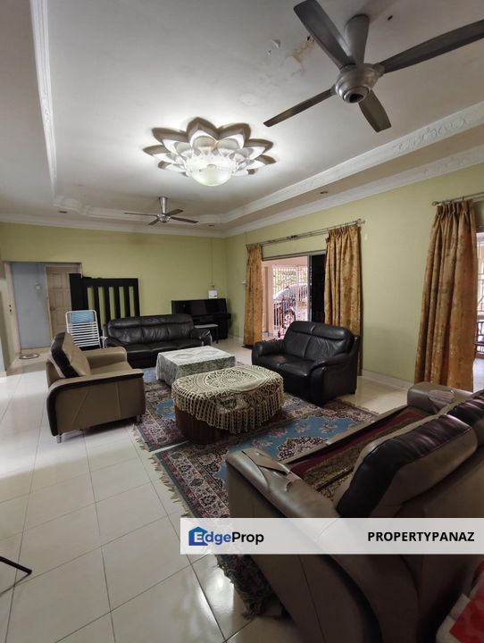 1.5 Storey Bungalow House SS3 Kelana Jaya, Selangor, Petaling Jaya