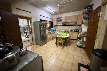 Seksyen 11, Shah Alam