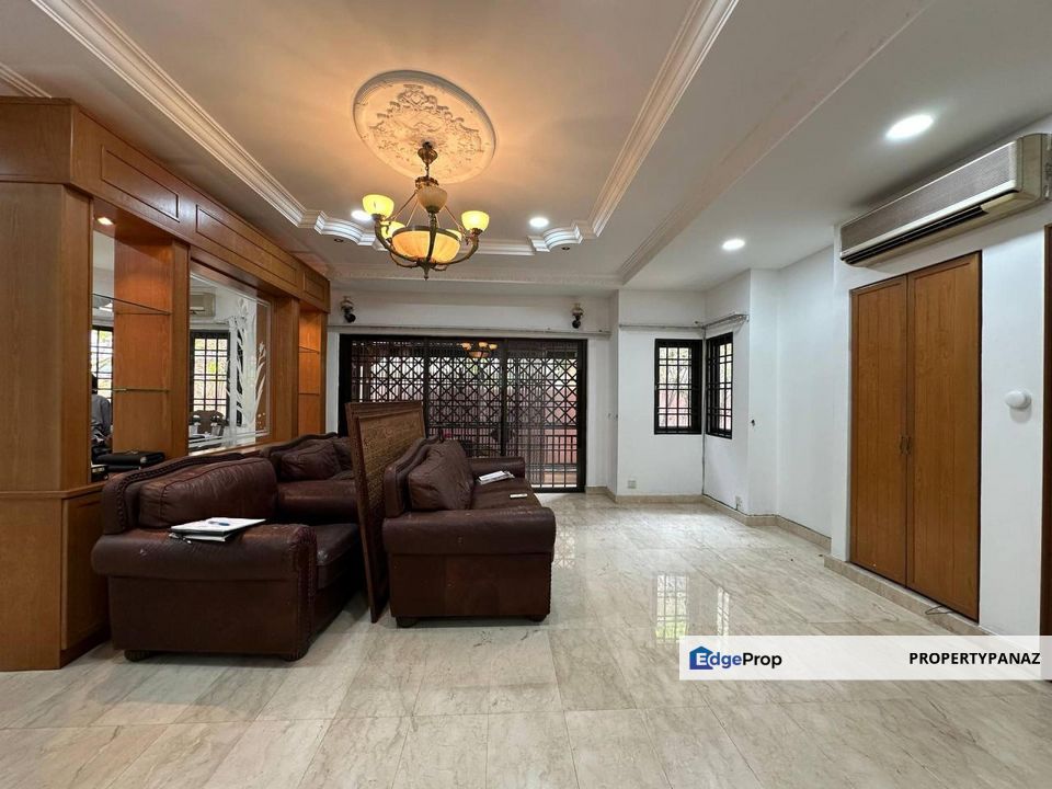 Double Storey Semi D House USJ 17 Subang Jaya, Selangor, USJ