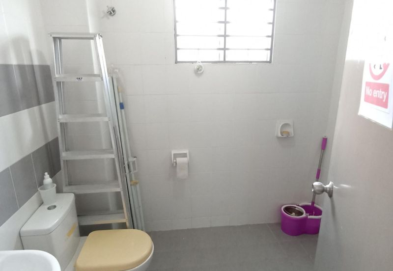 Jalan Setia Perdana U13/30A