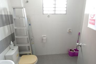 Jalan Setia Perdana U13/30A