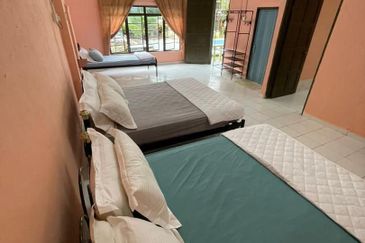 KAMPUNG BUKIT TANGGA