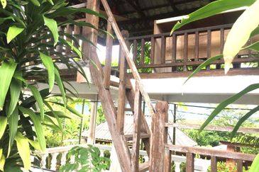 KAMPUNG BUKIT TANGGA