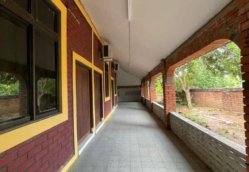 KAMPUNG BUKIT TANGGA