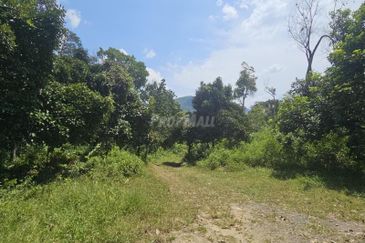Kampung Sungai Lui
