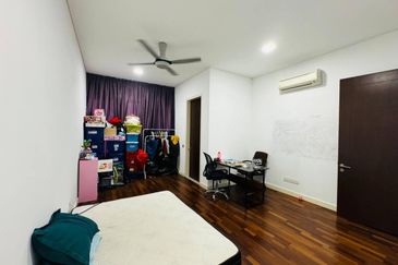 Lagenda Waterfront Homes