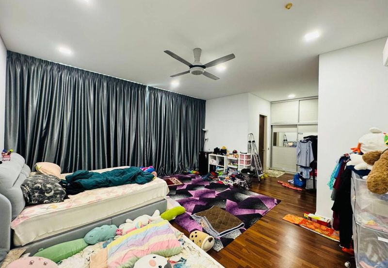 Lagenda Waterfront Homes