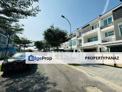 3 Storey Superlink Lagenda Waterfront Bukit Jelutong, Selangor, Bukit Jelutong