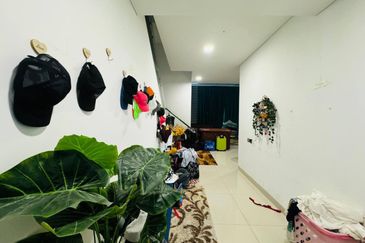 Lagenda Waterfront Homes