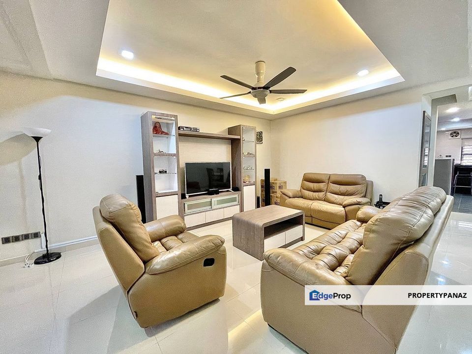 Double Storey Terrace Taman Ukay Bistari Ampang, Selangor, Ampang