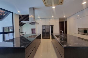 Seksyen 8, Kota Damansara