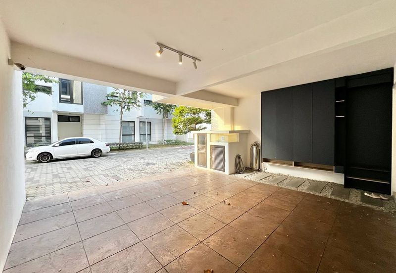 Mozart, Symphony Hills