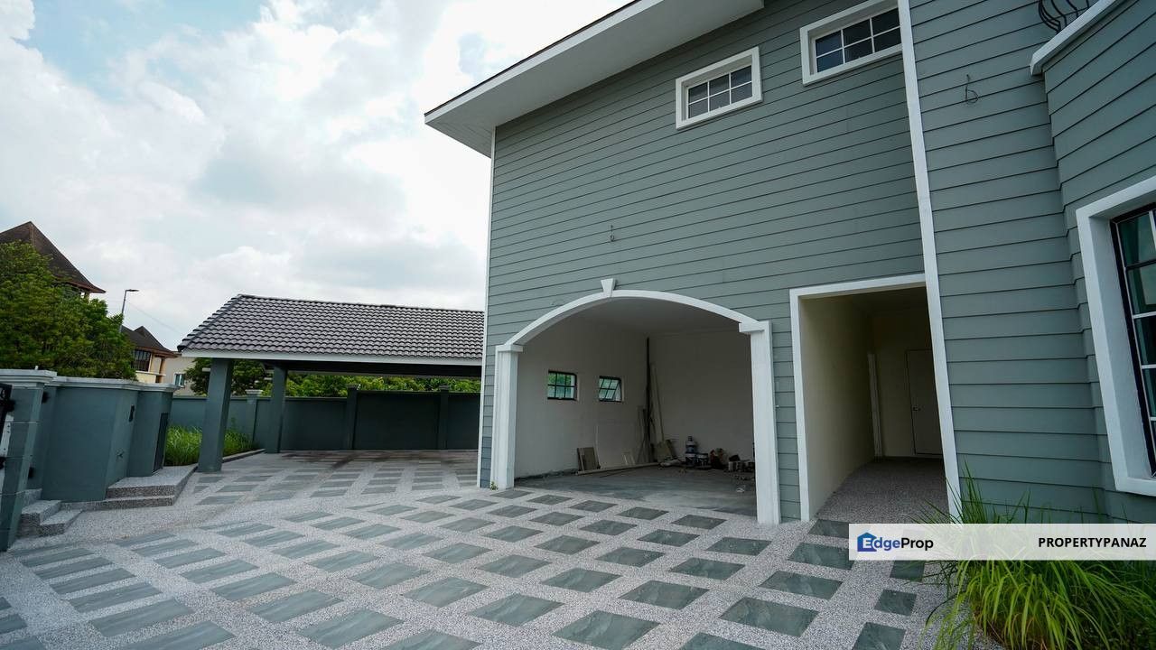 Bungalow with Pool 2.5 Storey Seksyen 6 Kota Damansara, Selangor, Kota Damansara
