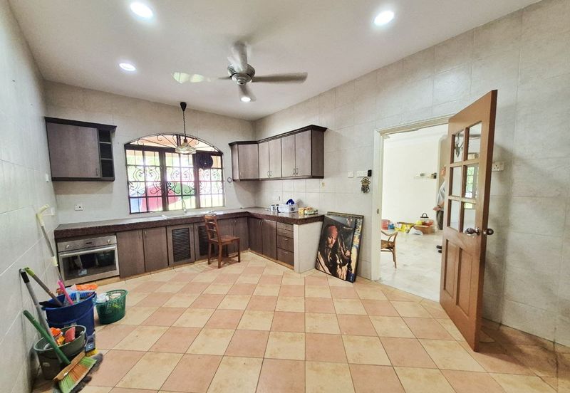 Seksyen 6, Kota Damansara