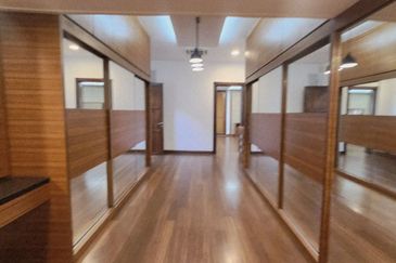 Seksyen 8, Kota Damansara