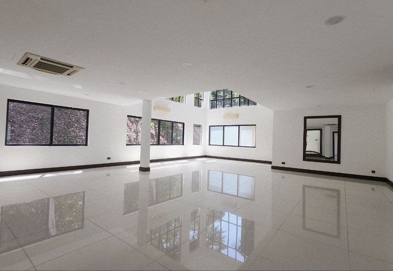 Seksyen 8, Kota Damansara