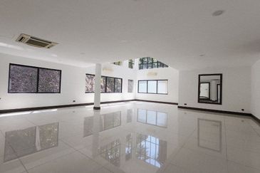 Seksyen 8, Kota Damansara