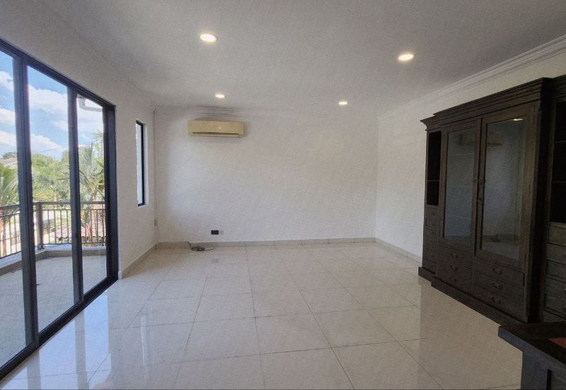 Seksyen 8, Kota Damansara