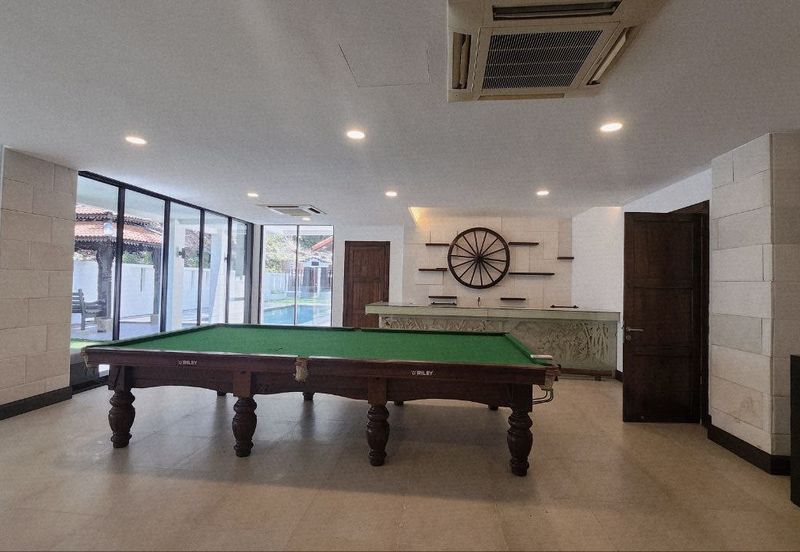 Seksyen 8, Kota Damansara