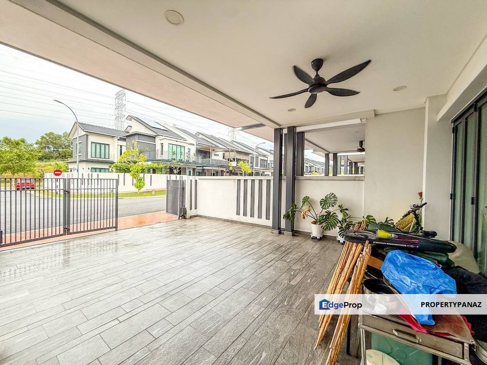 Superlink Double Storey Temasya Legasi Glenmarie Shah Alam, Selangor, Glenmarie