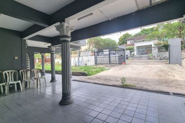 Kampung Tunku