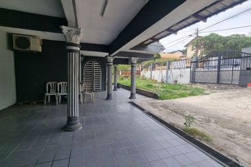Kampung Tunku