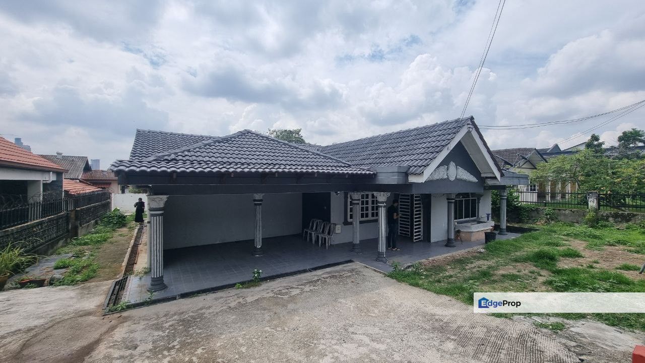 Bungalow Ss1 Kampung Tunku Petaling Jaya , Selangor, Petaling Jaya