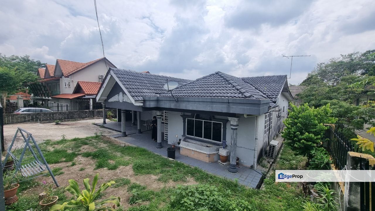 Bungalow Ss1 Kampung Tunku Petaling Jaya , Selangor, Petaling Jaya