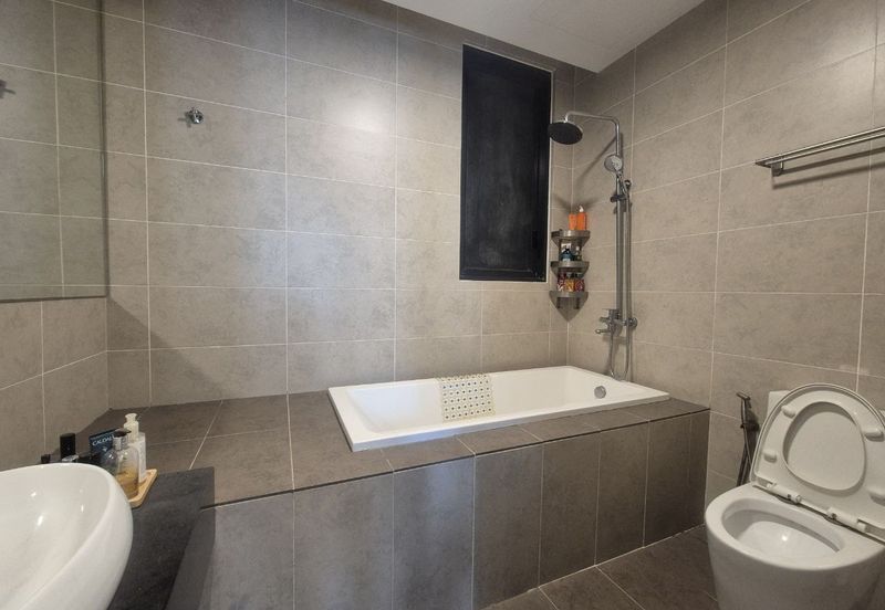 KL Gateway Premium Residence