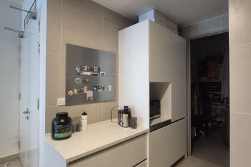 KL Gateway Premium Residence