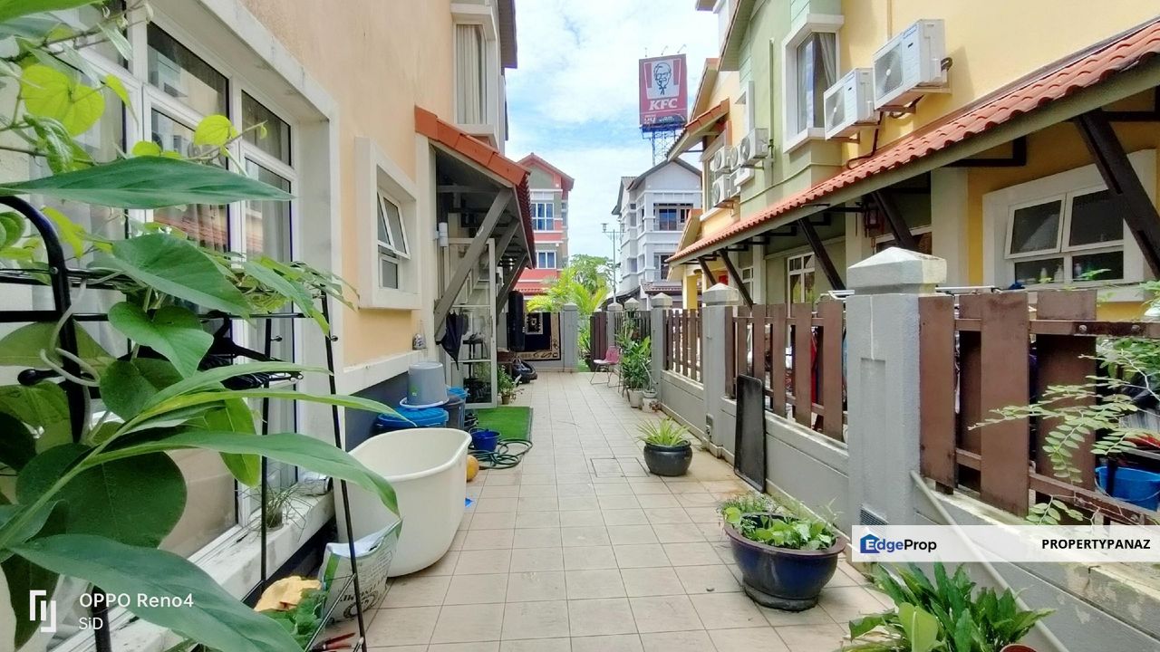  3 Storey Semi Detached House Damansara Lagenda , Selangor, Ara Damansara