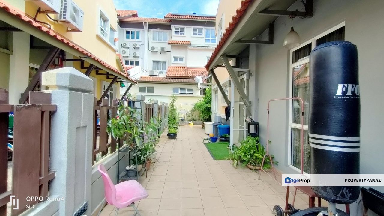  3 Storey Semi Detached House Damansara Lagenda , Selangor, Ara Damansara