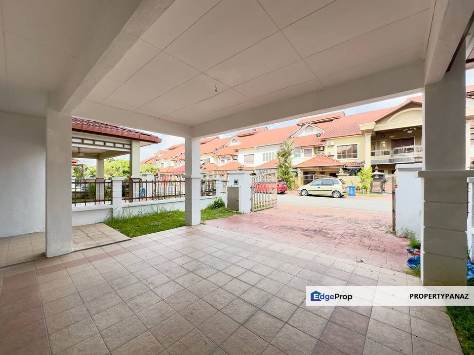 Double Storey Superlink House D'Kayangan Seksyen 13 , Selangor, Shah Alam