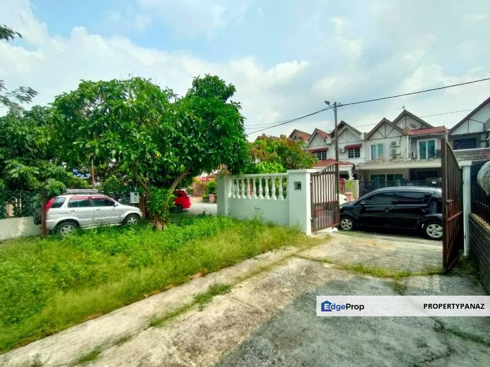 Double Storey Terrace House End Lot SS7 Kelana Jaya , Selangor, Petaling Jaya