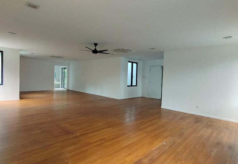 KGSAAS Golf Club, Seksyen 13