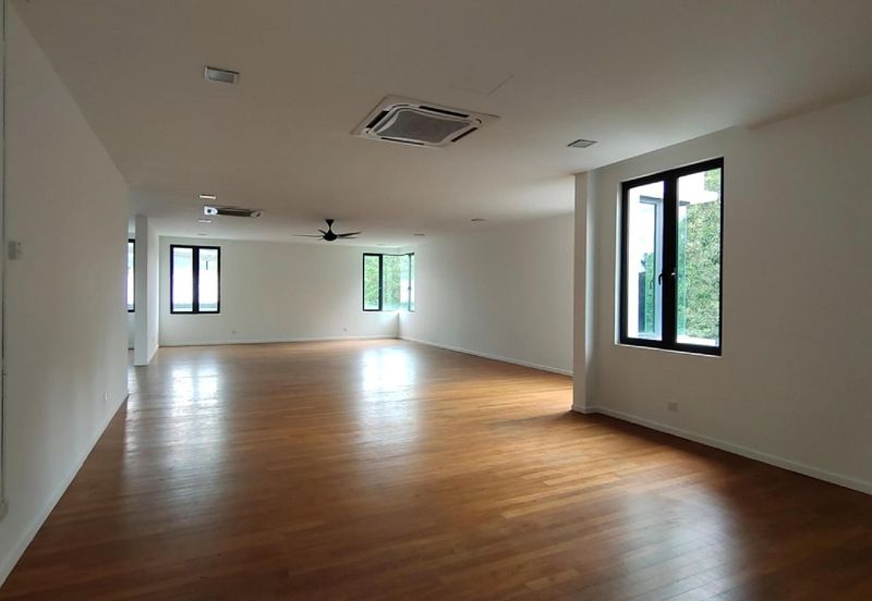 KGSAAS Golf Club, Seksyen 13